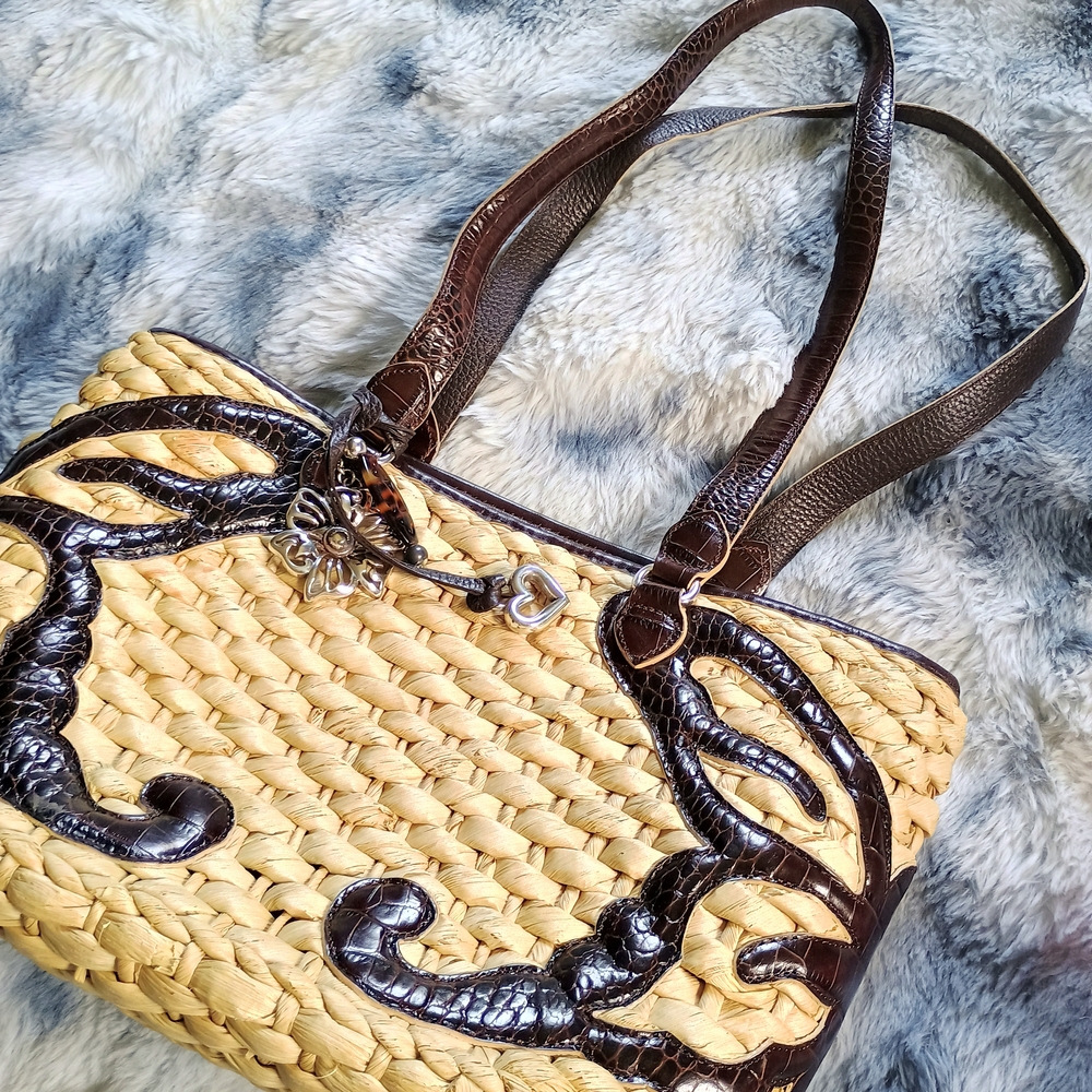 Beautiful Brighton straw and leather butterfly shoulder tote bag, 9x14, designer - Picture 5 of 14